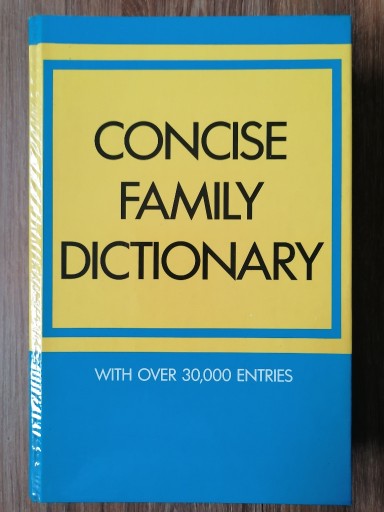 Zdjęcie oferty: Concise family dictionary-Zwięzły słownik rodzinny