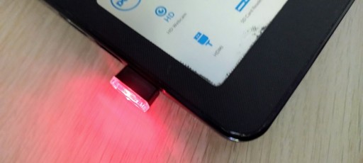 Zdjęcie oferty: Światło USB czerwone 
