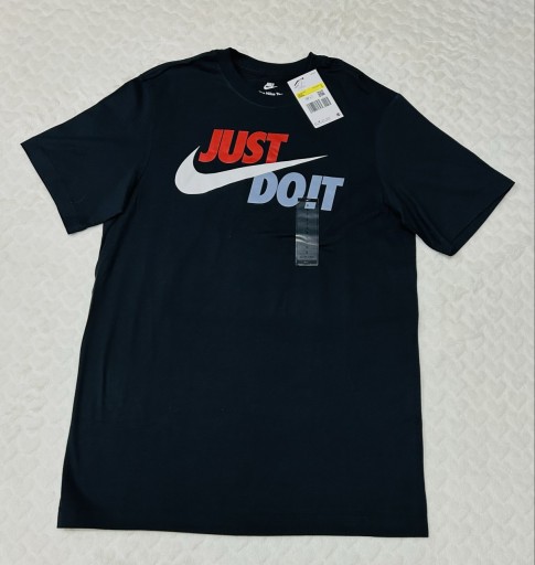 Zdjęcie oferty: Nowy t-shirt męski czarny Nike rozm S