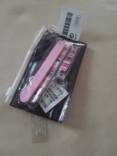 Zdjęcie oferty: zestaw do manicure paznokci różowy w paski LBVYR