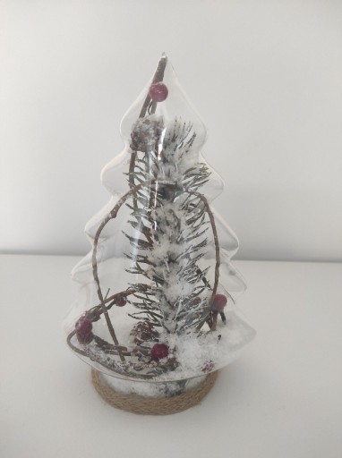 Zdjęcie oferty: Szklana choinka świąteczna z wypełnieniem 
