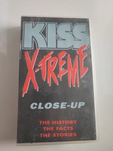 Zdjęcie oferty: Kiss- x-treme close up VHS 