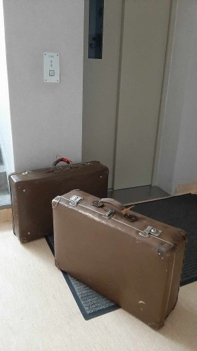 Zdjęcie oferty: stare walizki z PRL bardzo dobry stan :)