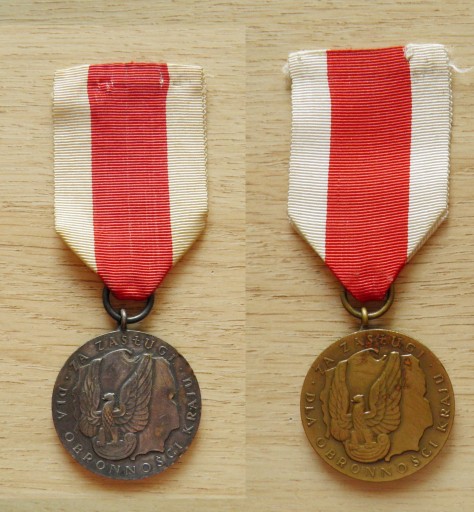 Zdjęcie oferty: Medal Za Zasługi dla Obronności Kraju - brąz sreb 
