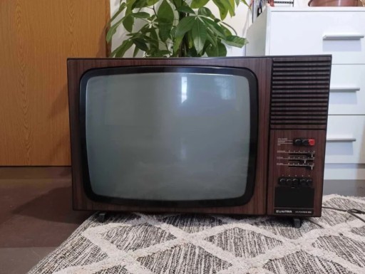 Zdjęcie oferty: Telewizor UNITRA Antares 23