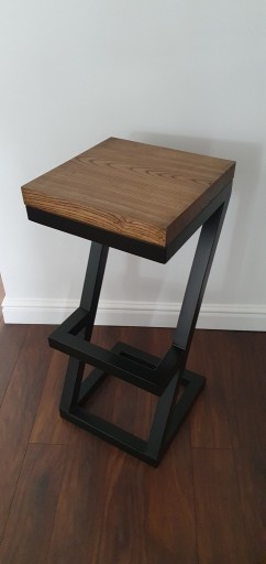 Zdjęcie oferty: Hoker Krzesło w stylu loft, stal, drewno, jesion