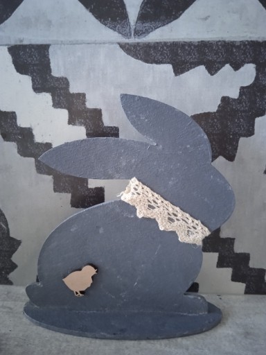 Zdjęcie oferty: Ręcznie malowany zając - imitacja betonu