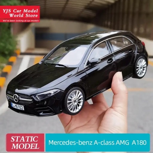 Zdjęcie oferty: MERCEDES BENZ A180 AMG skala 1:18!SUPERPREZENT!