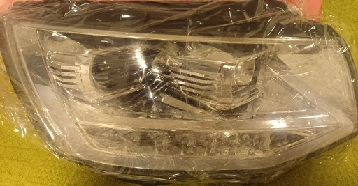 Zdjęcie oferty: Lampa Reflektor LED przód prawa VW T6 nowa gwaranc