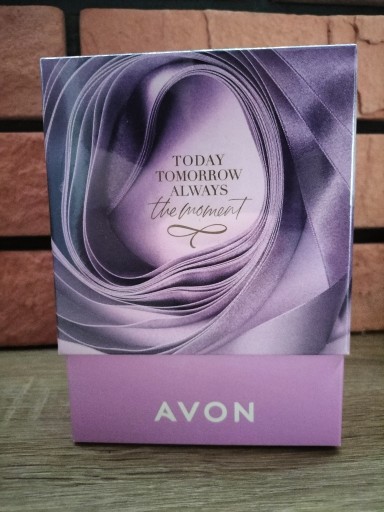 Zdjęcie oferty: Avon TTA The Moment Zestaw upominkowy w pudełku