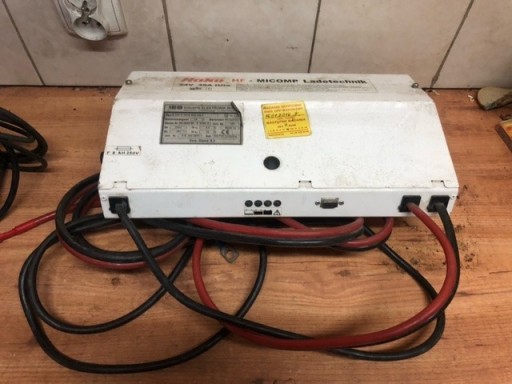 Zdjęcie oferty: ŁADOWARKA PROSTOWNIK HAKO 24V 35A