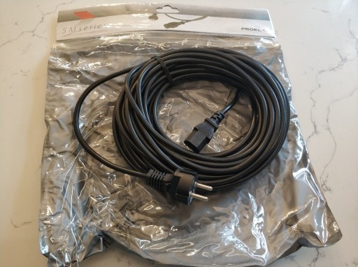 Zdjęcie oferty: Kabel zasilający PROEL SM300LU15 - 15,