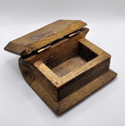 Zdjęcie oferty: Drewniana szkatułka puzderko książka stare