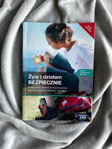 Zdjęcie oferty: Żyję i działam bezpiecznie Podręcznik SŁOMA