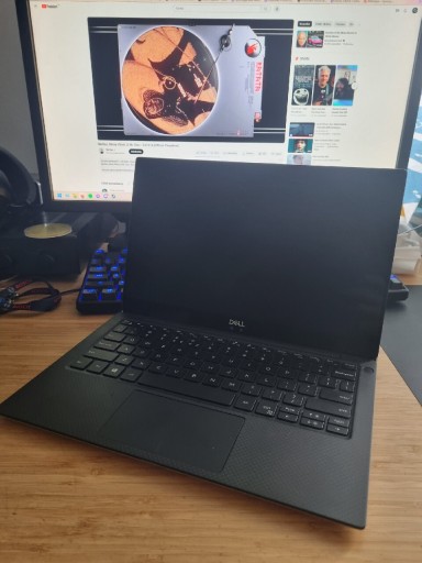 Zdjęcie oferty: Dell xps 13 9370 i7-8550u. 8gb. 256 ssd