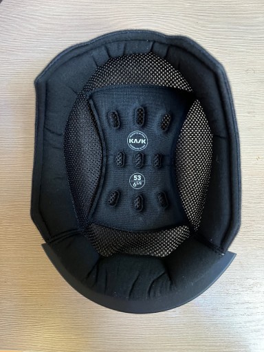 Zdjęcie oferty: NOWA wkładka rozmiar 53 do kasku jeździeckiego renomowanej firmy KASK