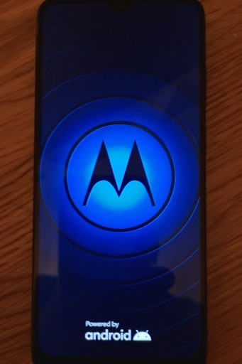 Zdjęcie oferty: Smartfon Motorola E22