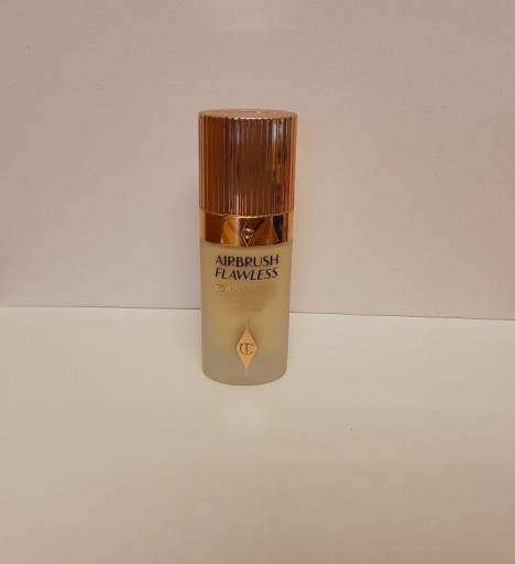 Zdjęcie oferty: CHARLOTTE TILBURY AIRBRUSH FLAWLESS FOUNDATION 4