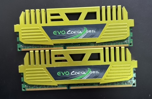 Zdjęcie oferty: Kość RAM Geil 2x8GB PC3 1333mhz z radiatorem DDR3