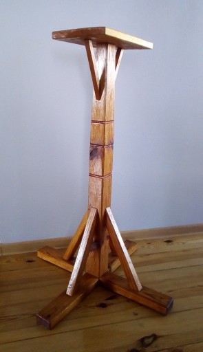 Zdjęcie oferty: Drewniany stojak podstawka kwietnik