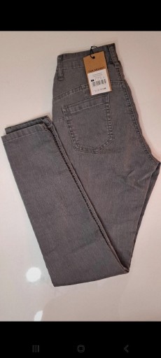 Zdjęcie oferty: Spodnie jeansy Top Secret rozmiar xs push up