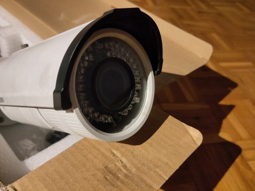 Zdjęcie oferty: Kamera IP Hikvision DS-2CD4212F-I