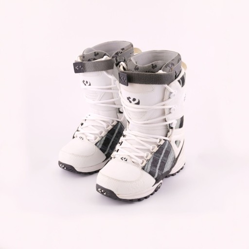 Zdjęcie oferty: Buty snowboardowe Thirtytwo Lashed level 3 r.42