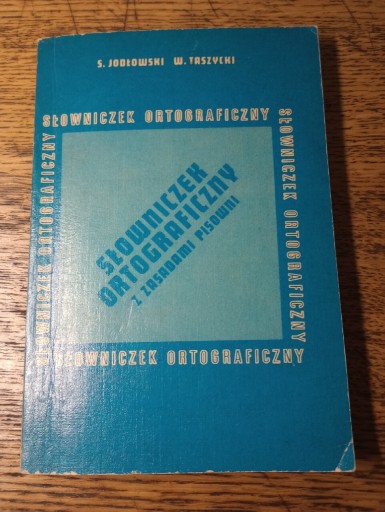 Zdjęcie oferty: Słowniczek ortograficzny z zasadami pisowni.1984rw