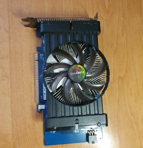 Zdjęcie oferty: Karta graficzna AMD Radeon HD 7700 1GB  GDDR5