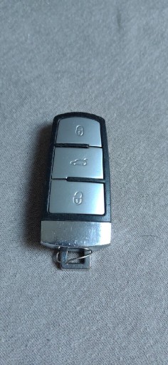 Zdjęcie oferty: Kluczyk VW Passat B7 kompletny z elektroniką