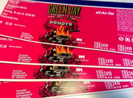 Zdjęcie oferty: 4 x Bilet Green Day "The Saviors Tour" Berlin 2024