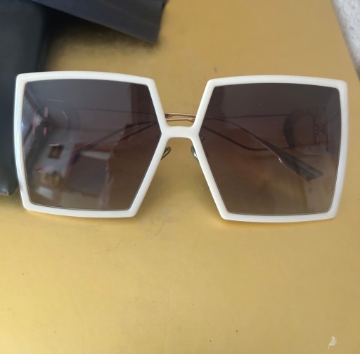 Zdjęcie oferty: Okulary przeciwsłoneczne DIOR