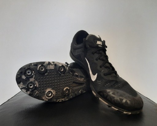Zdjęcie oferty: Kolce lekkoatletyczne Nike Zoom XC + 60 wkrętów