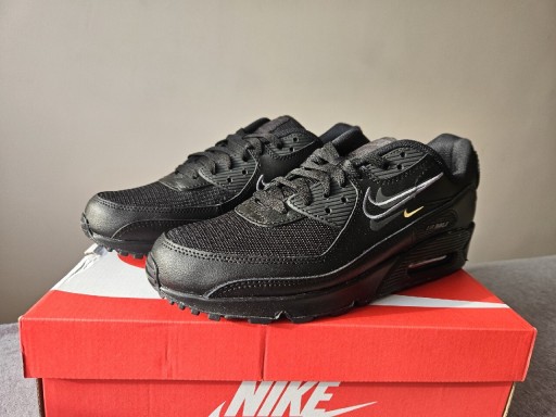 Zdjęcie oferty: Nike Air Max 90, rozmiar 45, Black Czarne
