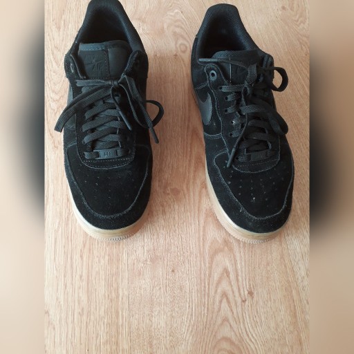 Zdjęcie oferty: Kurtka Nike  Bluza Gap spodnie LEE Buty nike 