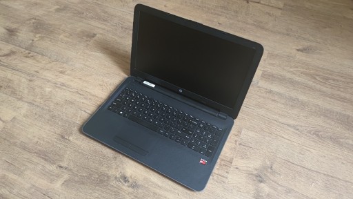 Zdjęcie oferty: Laptop HP 255 G4 - Nowy Dysk SSD, nowa bateria !!!