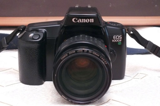 Zdjęcie oferty: Canon EOS 1000F N