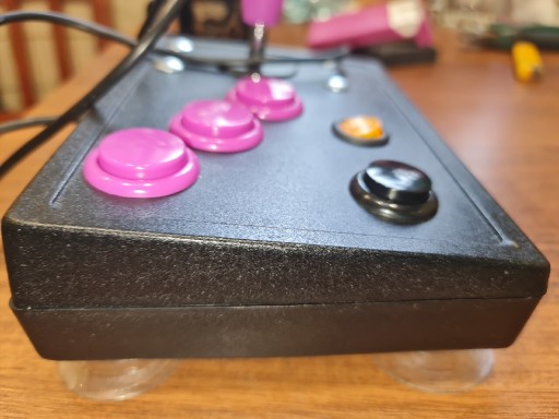 Zdjęcie oferty: Nowo zbudowany joystick Arkadowy do Amigi I Atari