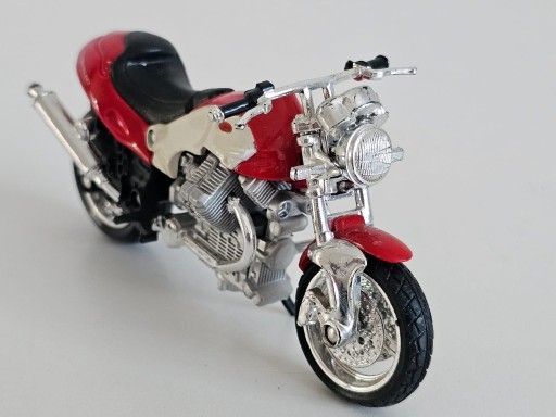 Zdjęcie oferty: Maisto 1:18 - Moto Guzzi V10 Centauro model motocykla
