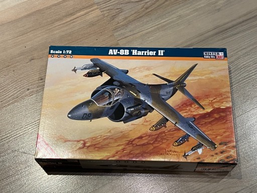 Zdjęcie oferty: Model do sklejania AV-8B