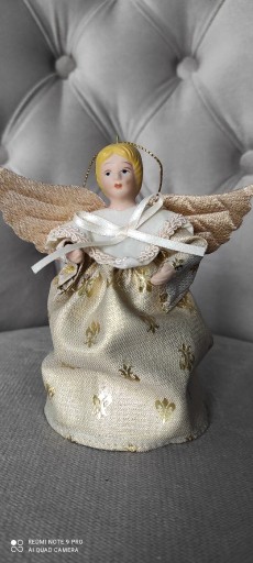 Zdjęcie oferty: Anioł figurka dekoracyjna, złoty 13cm