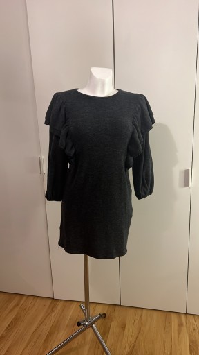 Zdjęcie oferty: Szara sukienka sweterkowa Bersha