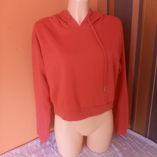 Zdjęcie oferty: czerwona bluza z kapturem  