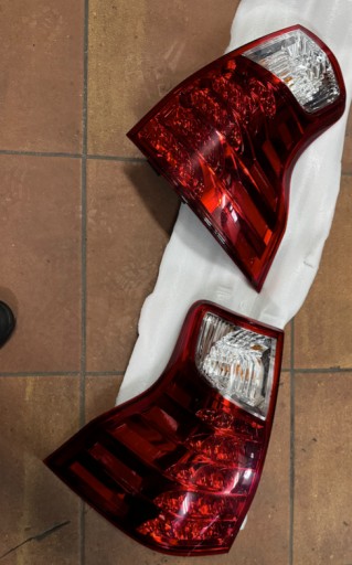 Zdjęcie oferty: Lampy tył Lexus GX460 2010-2013r