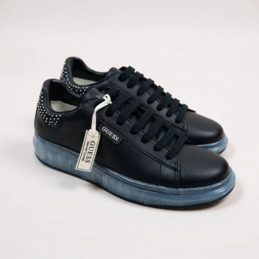 Zdjęcie oferty: Buty Guess Sneakersy rozmiar 43