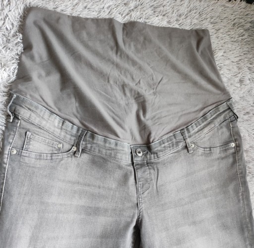 Zdjęcie oferty: Jeansy ciążowe H&M Mama r. 50 szare elastyczne