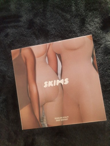 Zdjęcie oferty: SKIMS body seamless scalp brief bodysuit XS