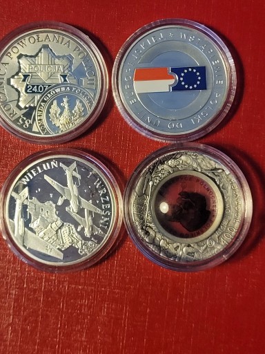 Zdjęcie oferty: zestaw CZTERECH MONET - Srebrno  4x10 zł  /UE, Wieluń, Osadnictwo, Policja/