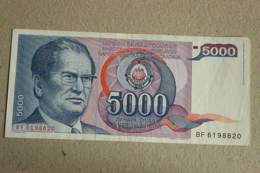Zdjęcie oferty: Jugosławia - 5000 Dinarów 1985r. - St.3 - #14