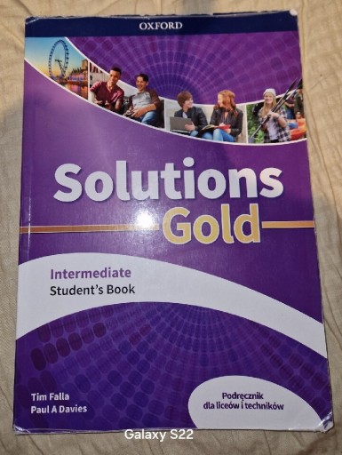 Zdjęcie oferty: Podręcznik SOLUTIONS GOLD j. angielski Klasa 1